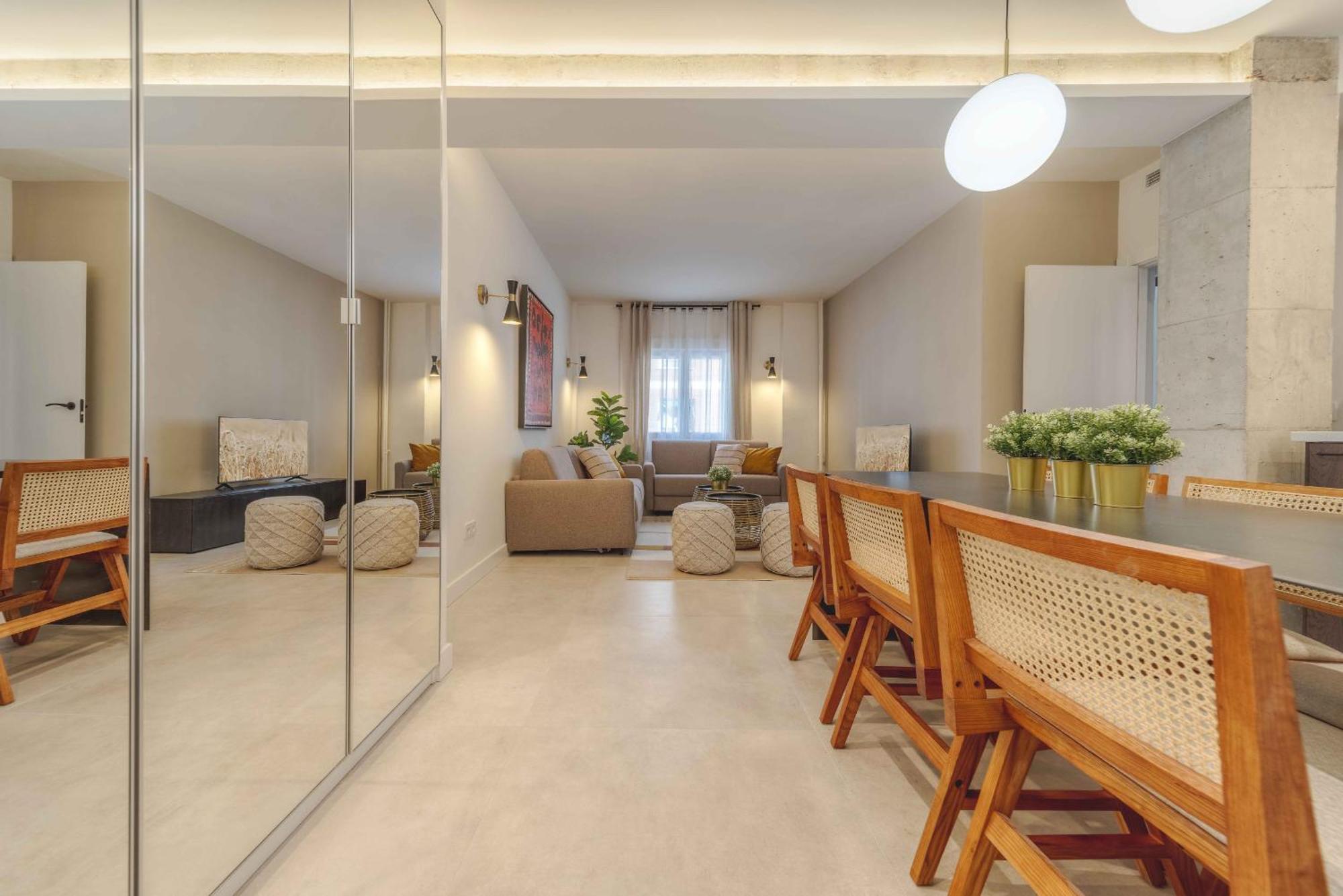 Apartamento Puerta De America Vii En Madrid